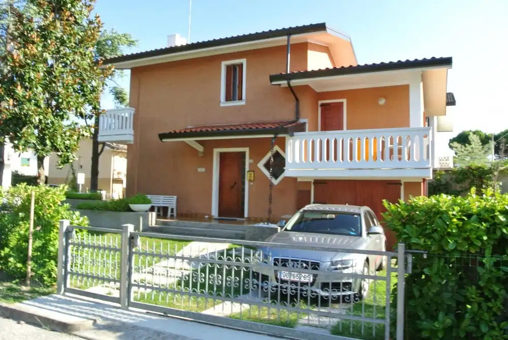 Livia in Bibione With 2 Bedrooms and 2 Bathrooms