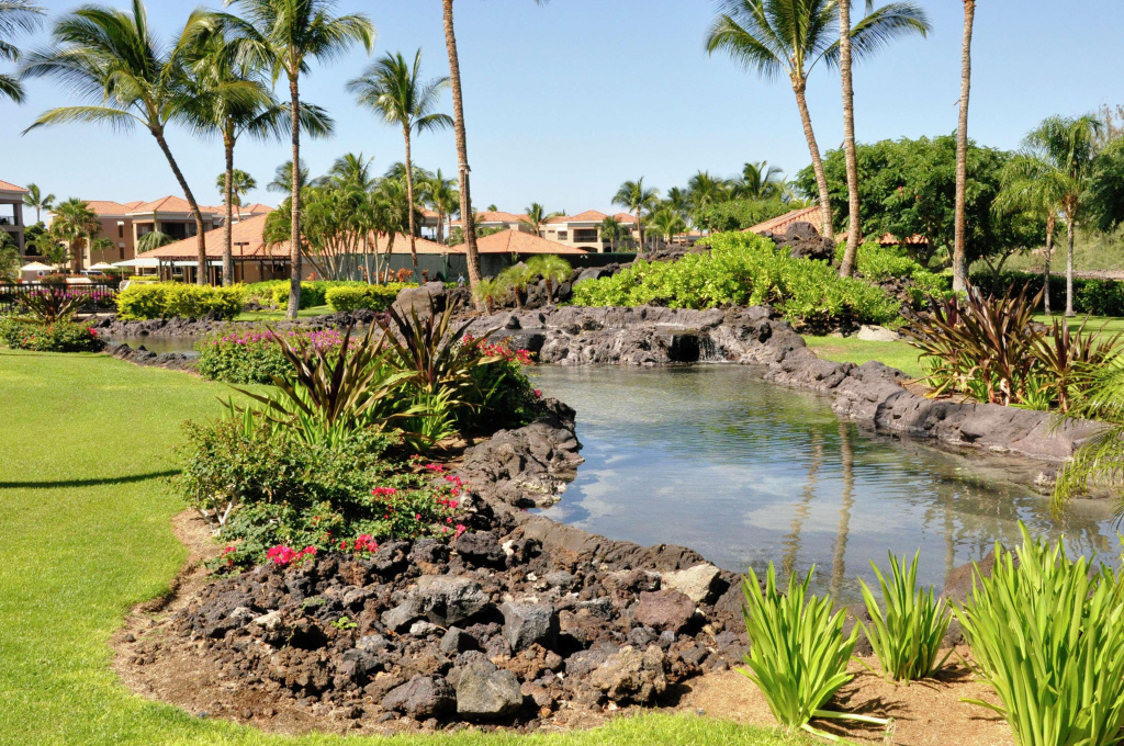 Beach & Waterfront