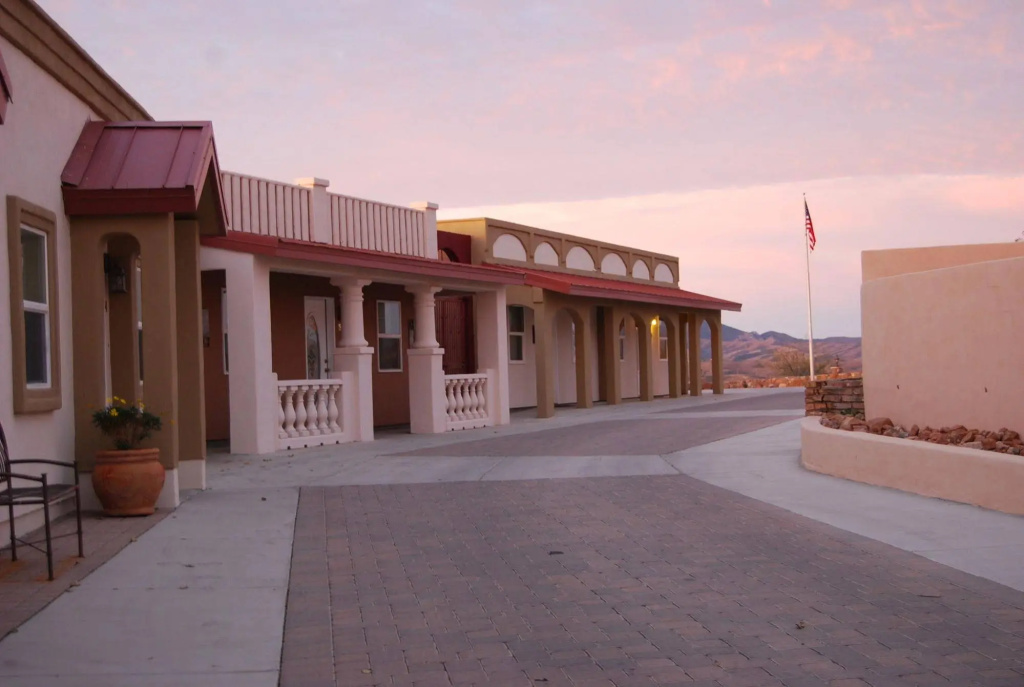 Hotel photo 1