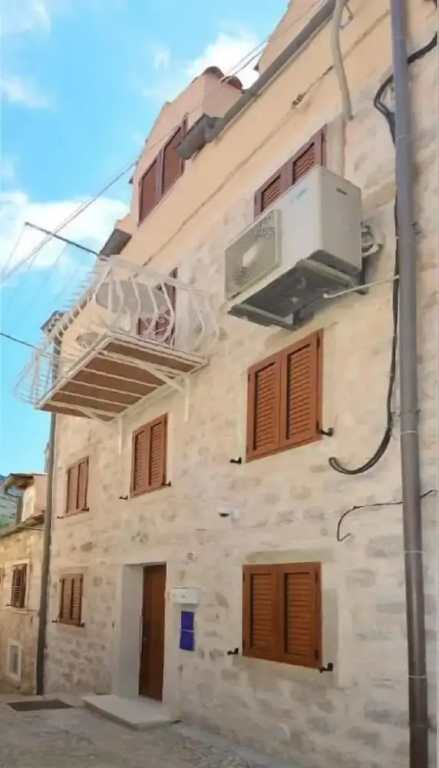 Villa madonna della Strada A1