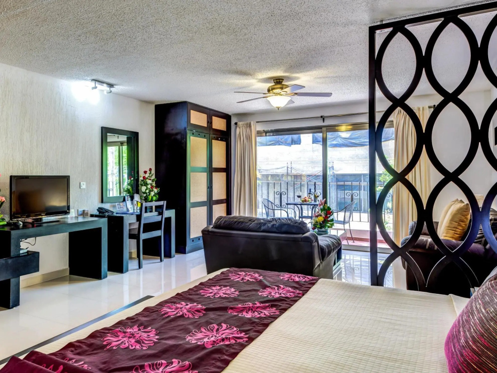 1 Bedroom Executive Double Suite (full double bed)