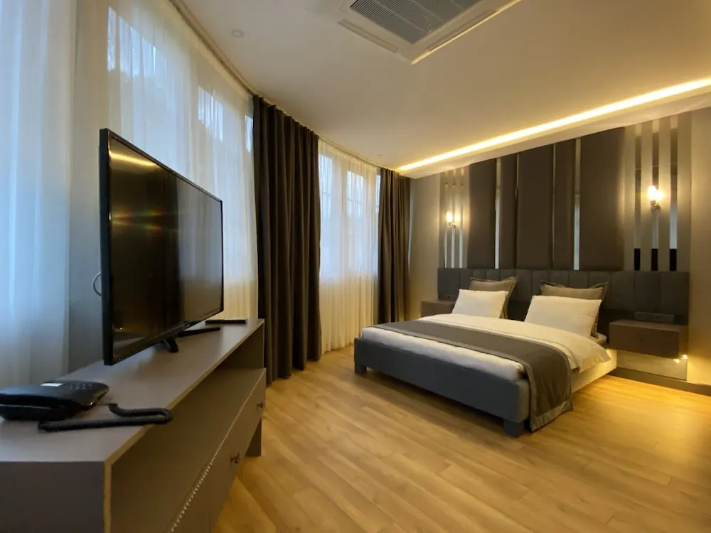 1 Bedroom Deluxe room with balcony