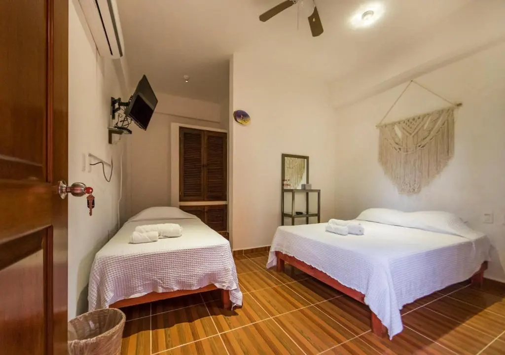 Standard Double room with balcony (full double bed)