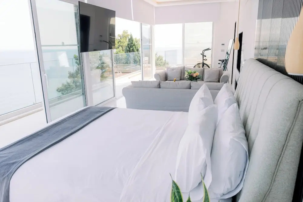 1 Bedroom Standard Double room oceanfront (full double bed)