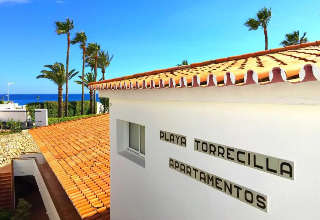 Apartamentos Playa Torrecilla