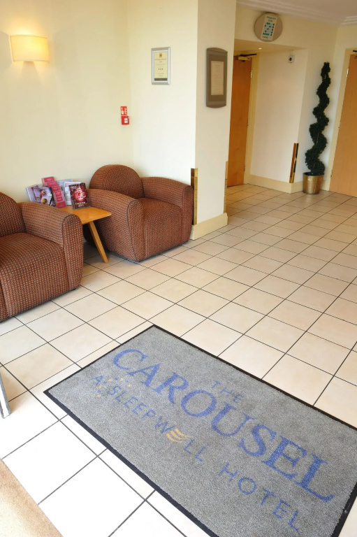 Hotel photo 12