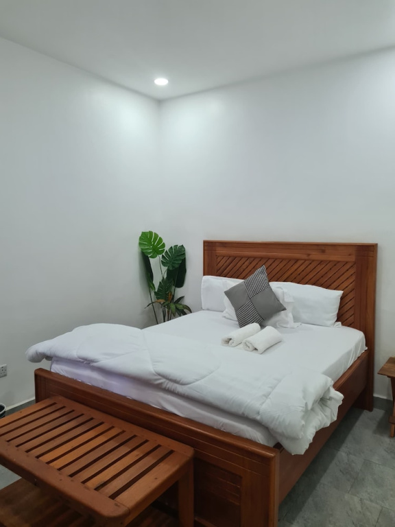 Executive Double room with balcony (full double bed)