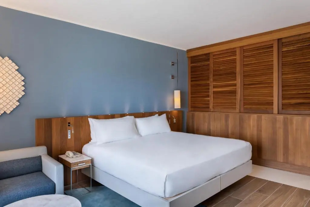 Deluxe Double room with sea view (full double bed)