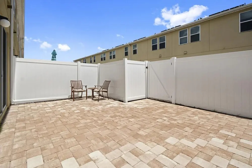 Stunning 4 Bd w Gameroom Close to Disney 5110