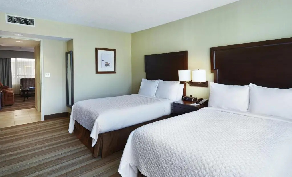 Embassy Suites by Hilton Parsippany - Chambres