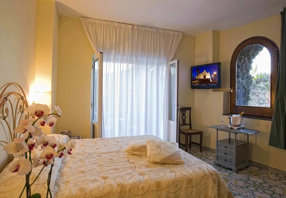 Strand Hotel Terme Delfini - Chambres