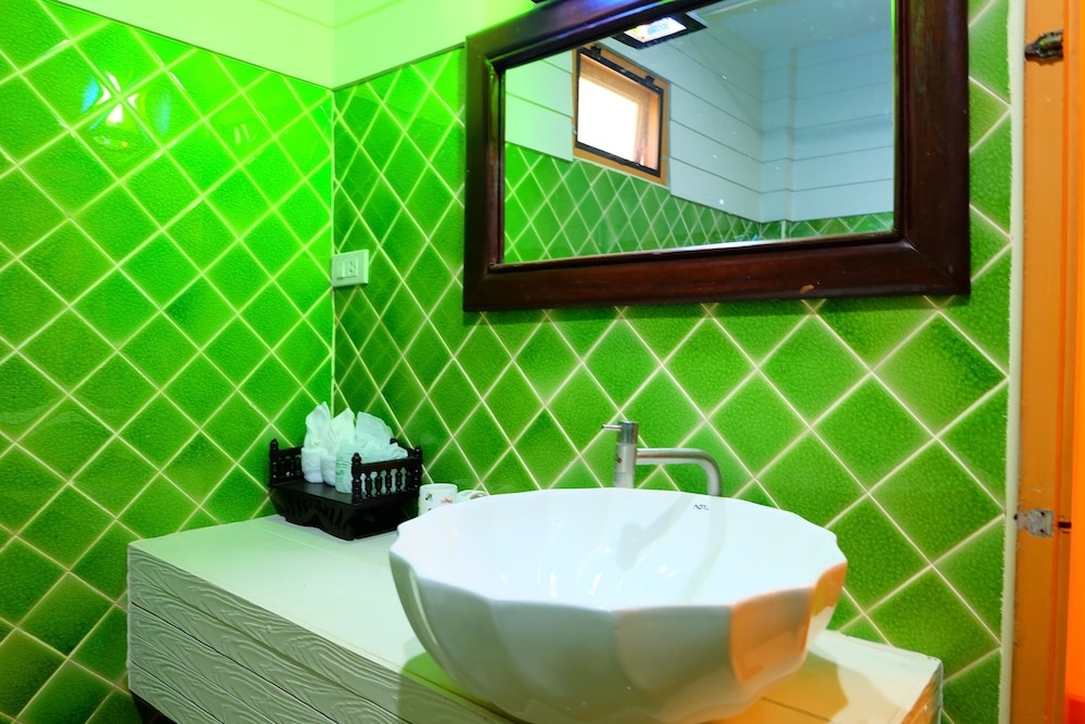 P Paradise Hotel - Chambres