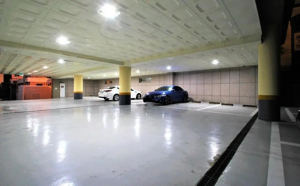 Hotel photo 12
