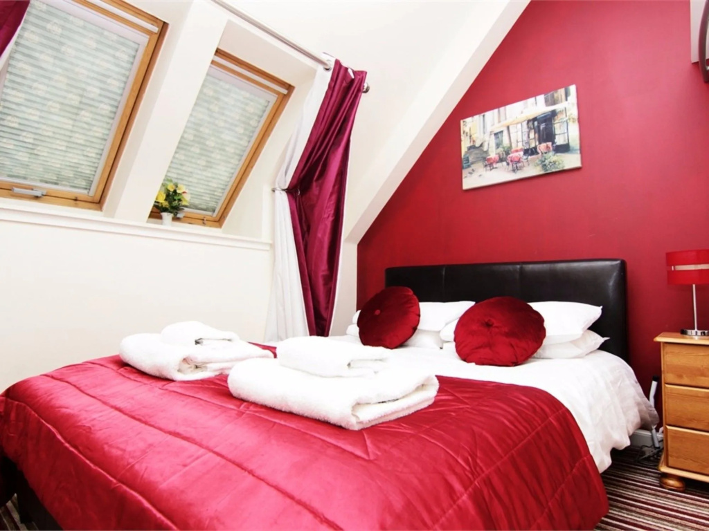 Rosemount Palace - 5