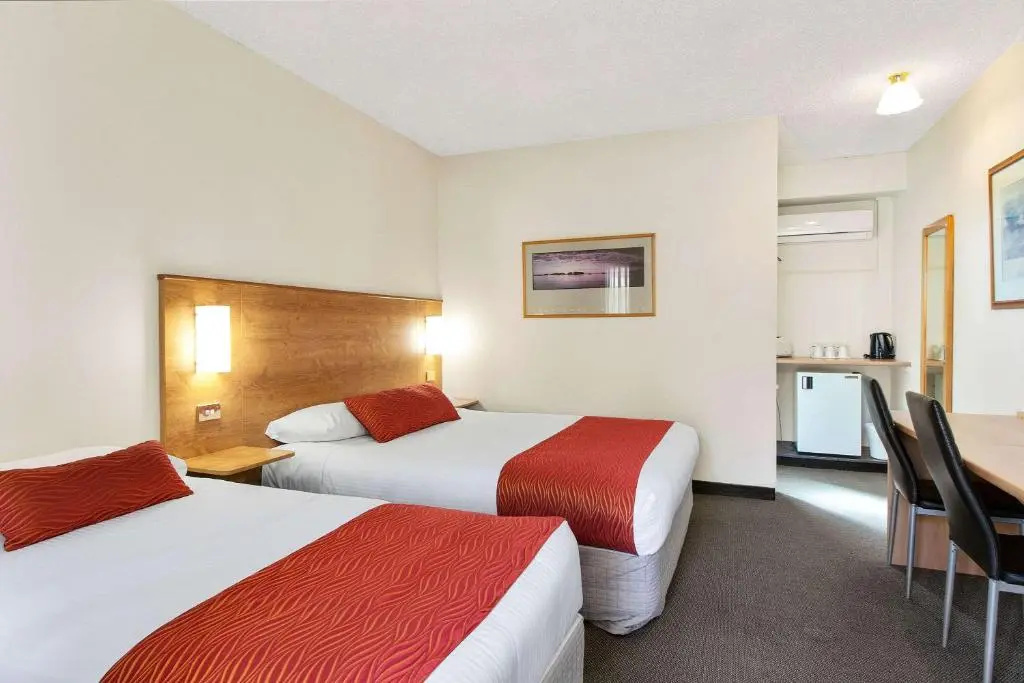 Standard Double room (twin beds)