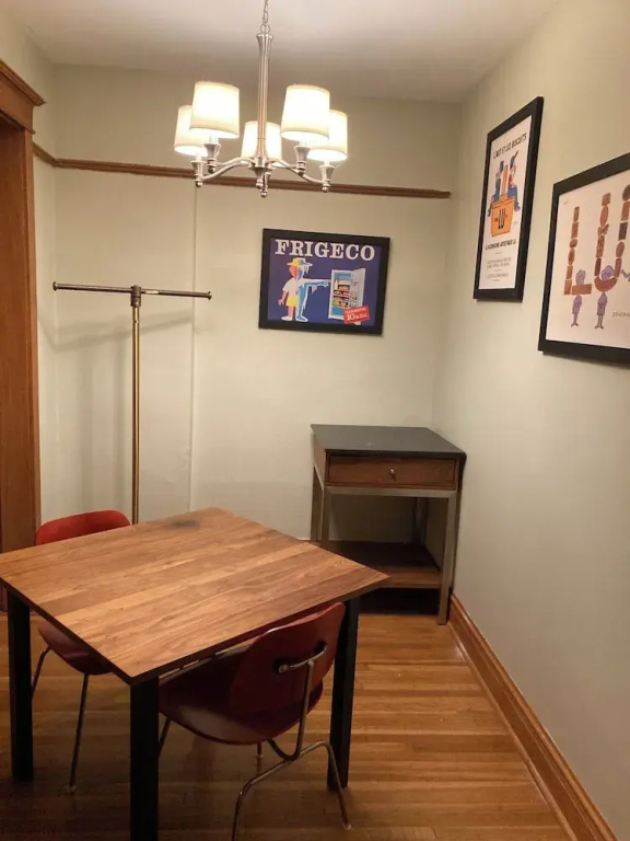 Economy room