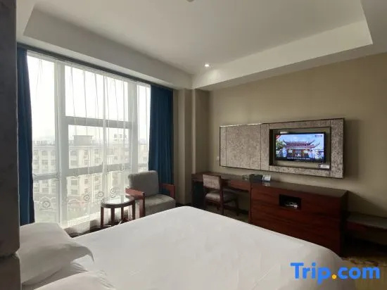 Business Double room (full double bed)