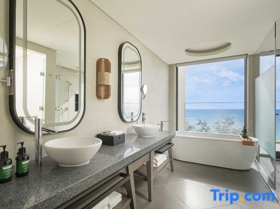 Crowne Plaza Phu Quoc Starbay