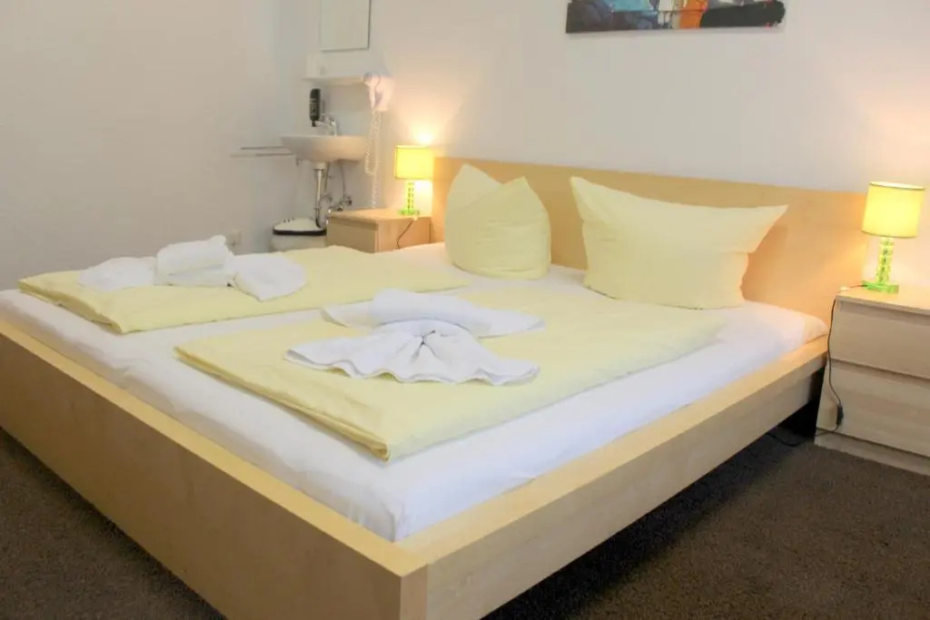 Standard Double room (full double bed)