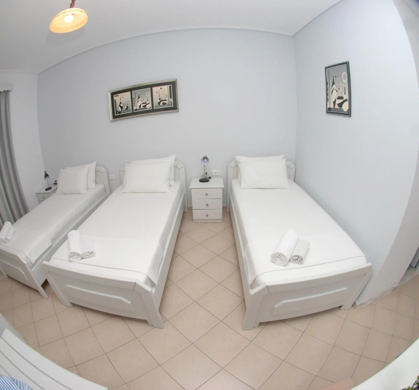 Hotel MS — 5