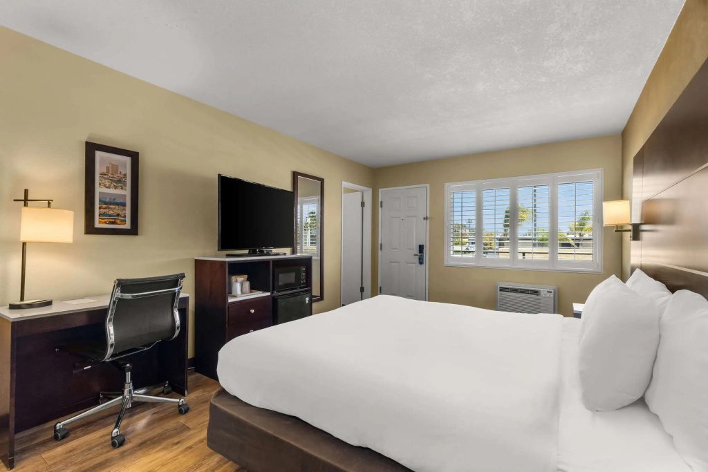 Comfort Inn San Diego Airport At The Harbor - Chambres