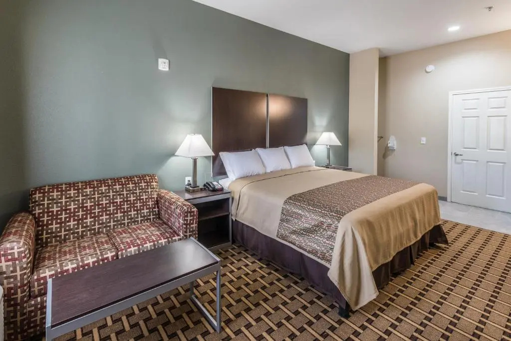 Scottish Inns & Suites — фото