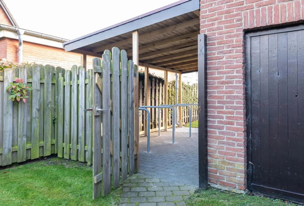 Haus Mittelstr Whg 3 OG links