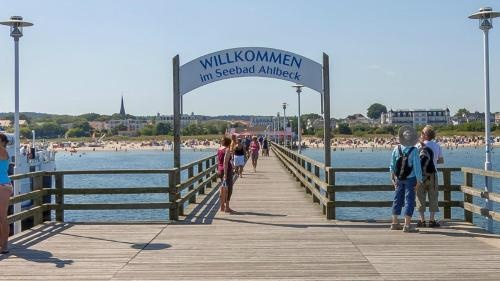 Beach & Waterfront