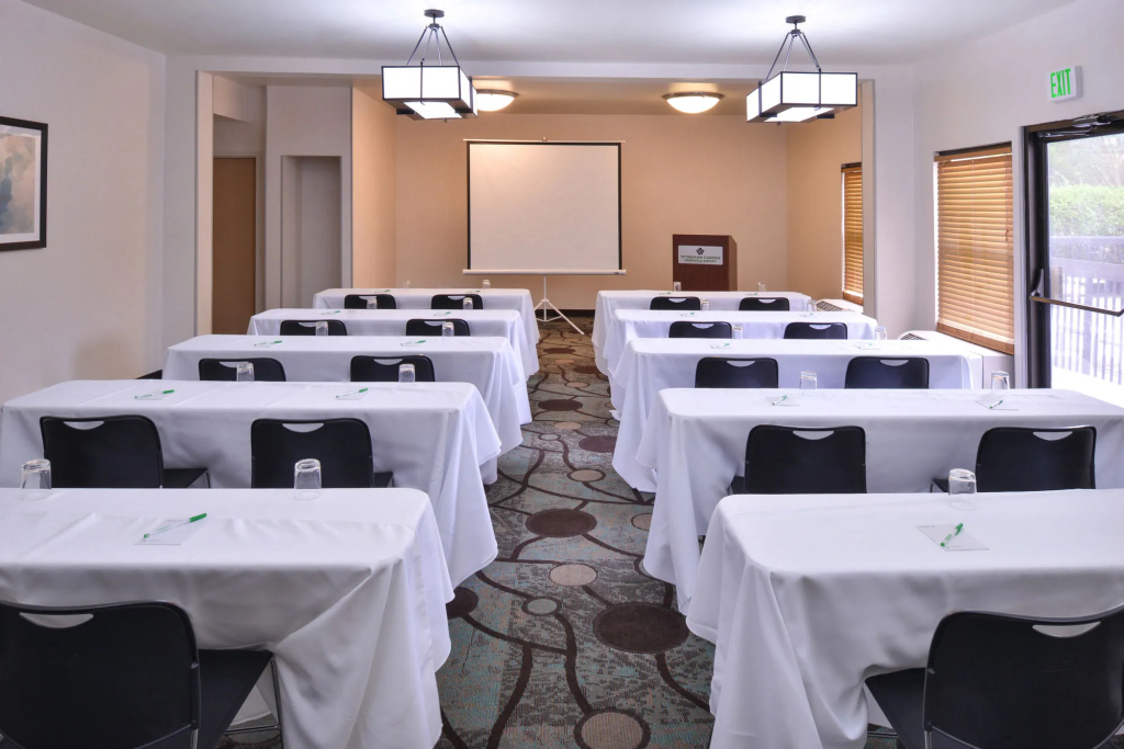 Hampton Inn Greenville Airport - фото 16