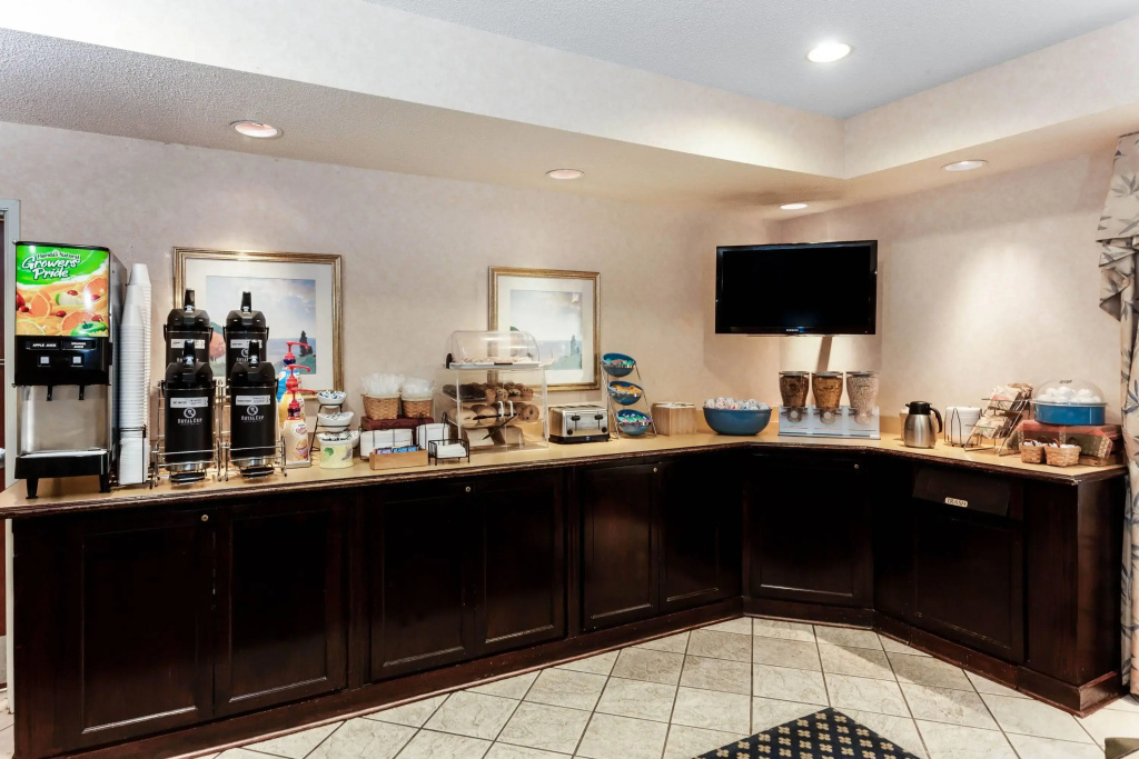 La Quinta Inn & Suites by Wyndham Milwaukee SW New Berlin - Général