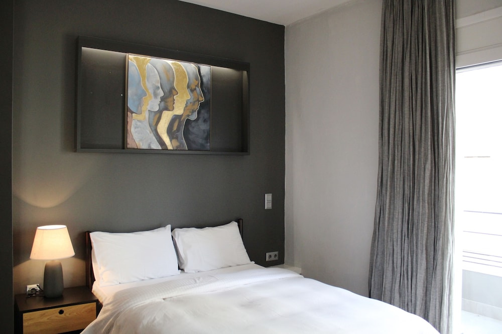 Family Apartment with city view