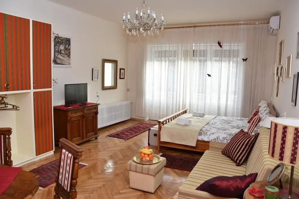 2 Bedrooms Apartment with balcony