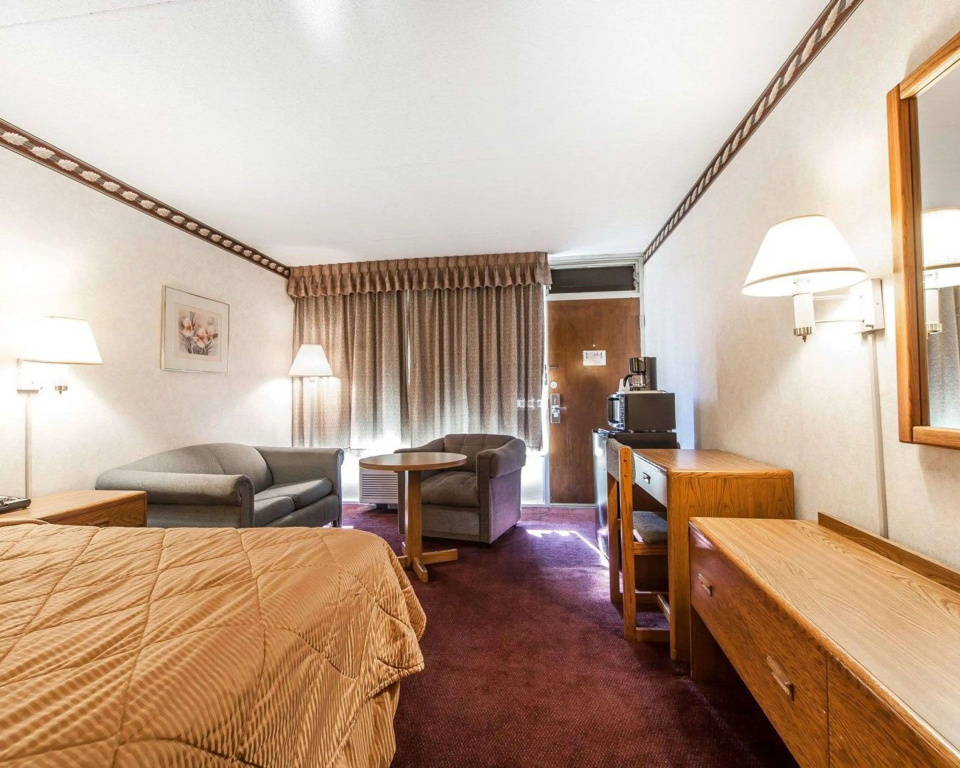 Standard Double room (full double bed)