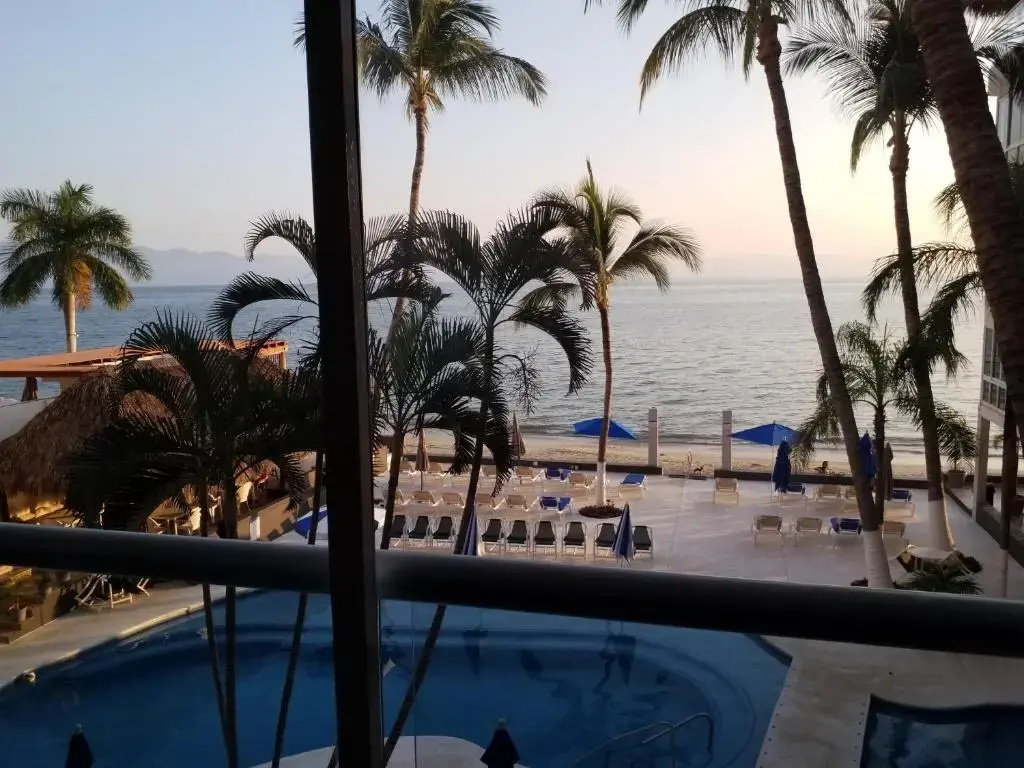 2 Bedrooms Suite with sea view