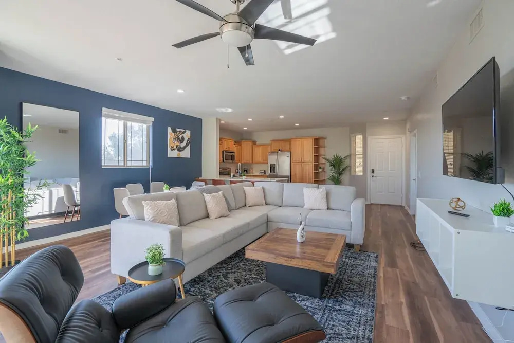 Deluxe Apartment