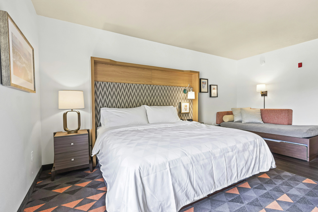 Holiday Inn St. Petersburg West by IHG - Général