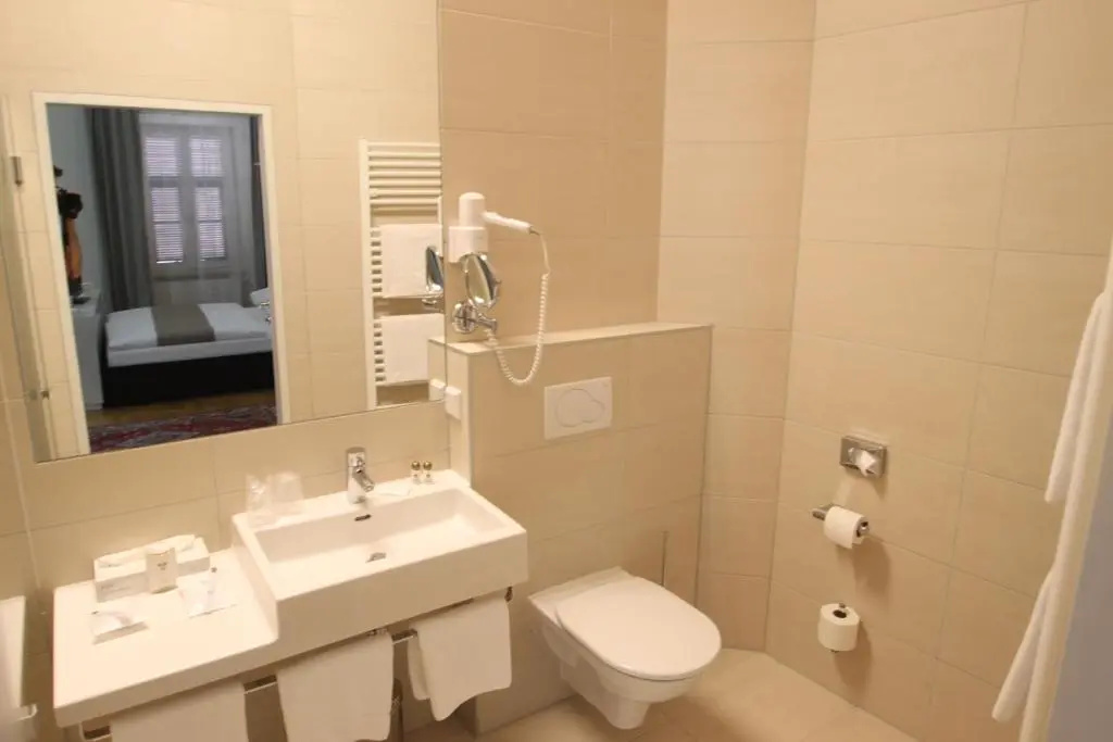 Kaiser von Österreich, Historik- und Thermalhotel - Chambres