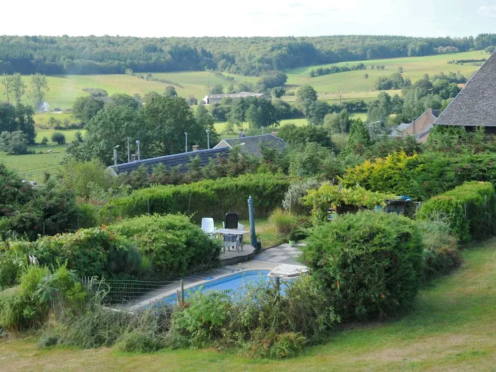 Holiday Home in Somme-leuze With Pool & Sauna - фото 9