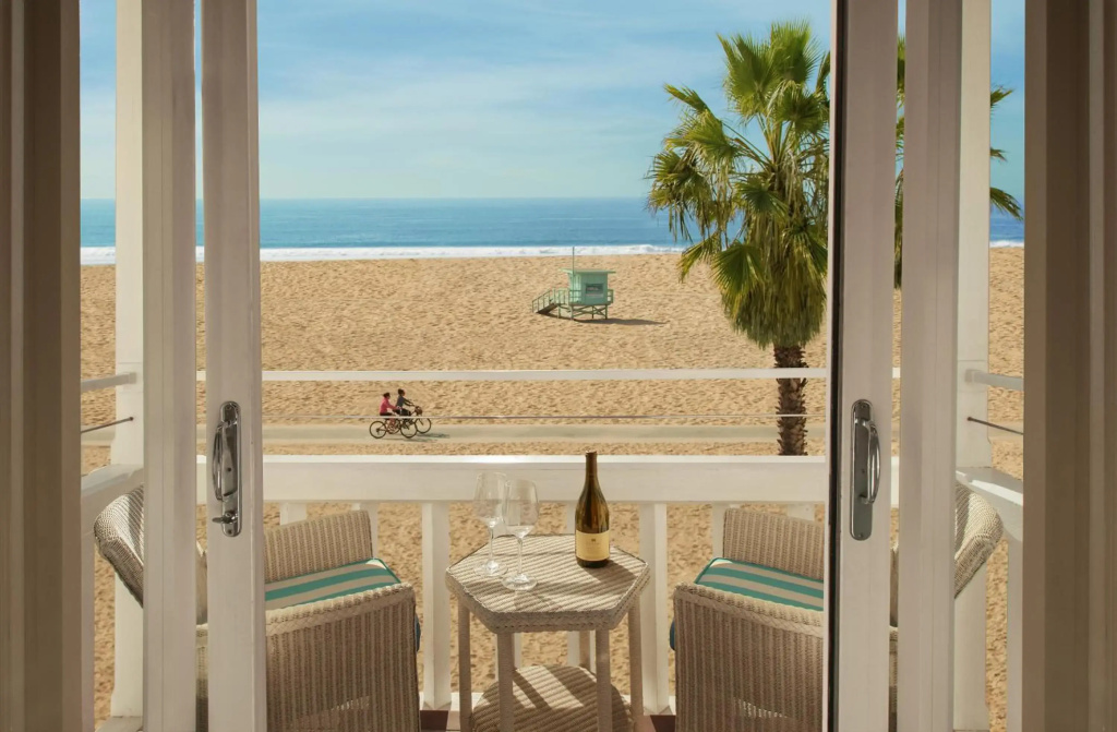Shutters on the Beach - фото 34