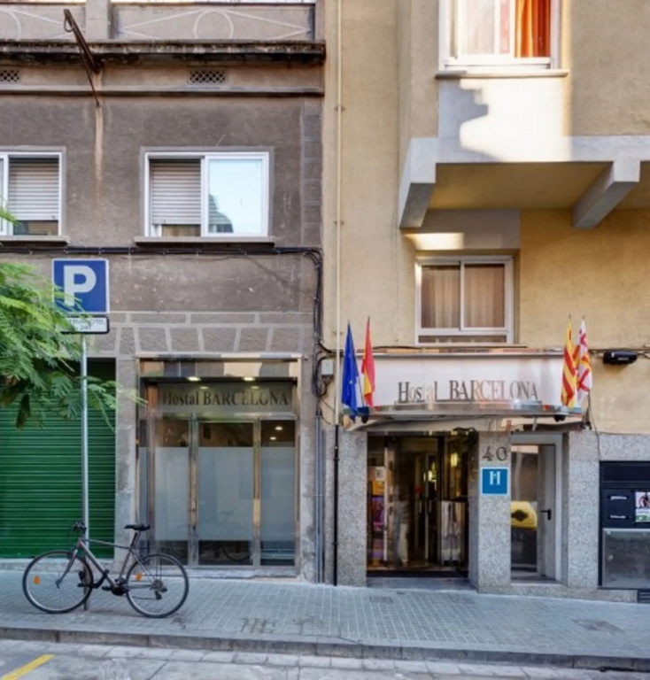 Hostal Barcelona — фото