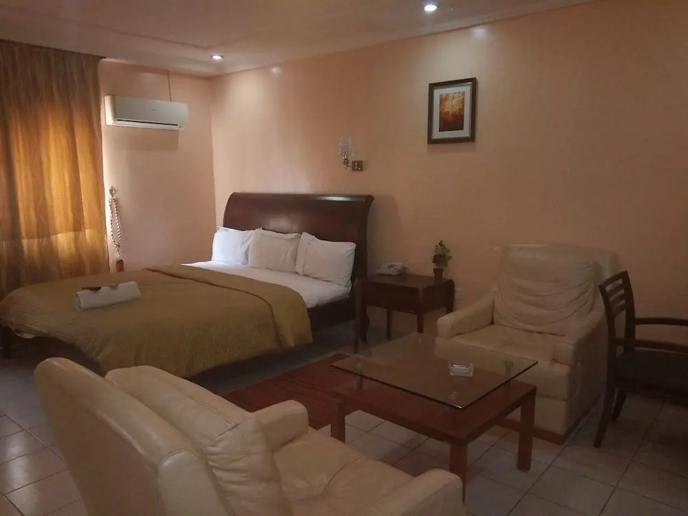 Hotel photo 2
