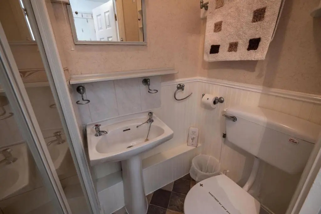 Standard Double room (twin beds)