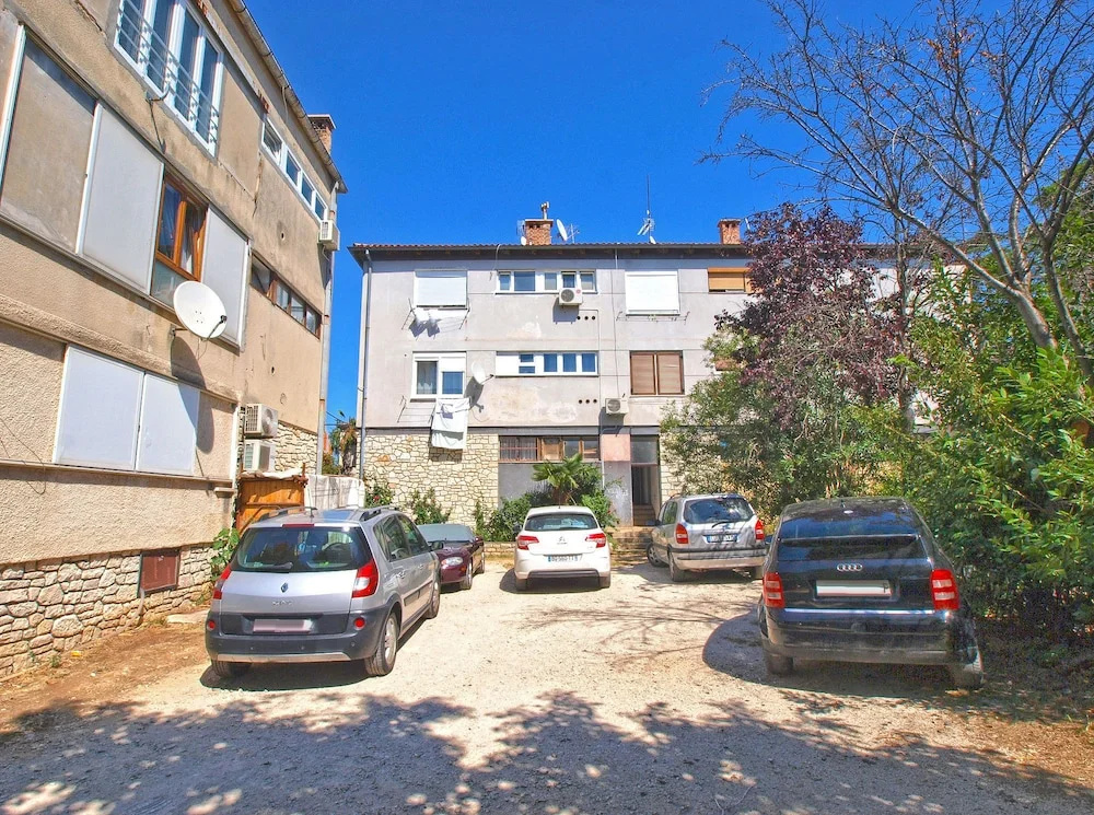 Apartment 1470