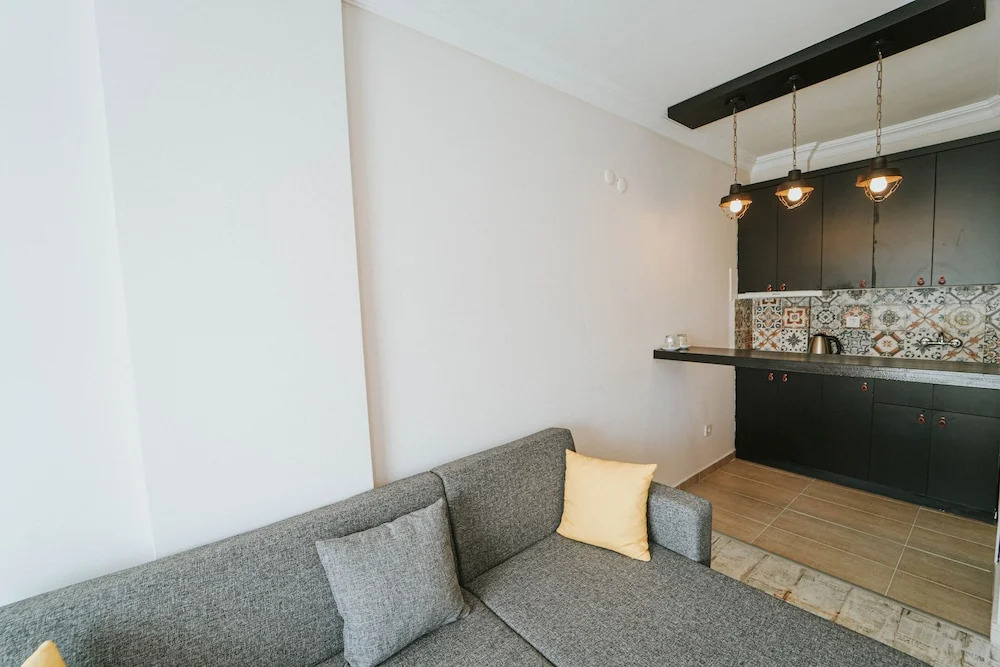 Апартаменты Comfort в Voswos Garage Coffee & Hotel