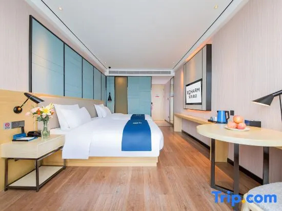Standard Double room with lake view (twin beds)
