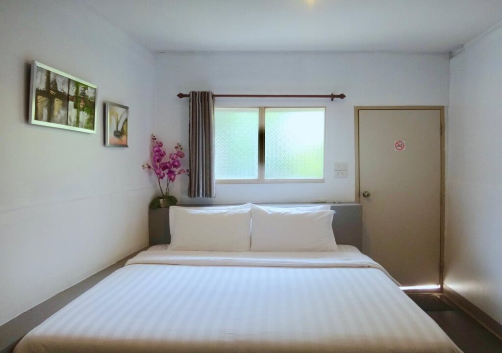 Stay With Me Guesthouse by null