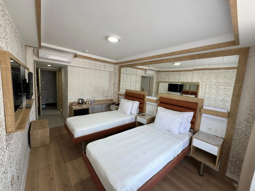 Alican Hotel