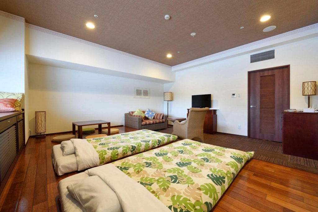 Spa Resort Hawaiians Monolith Tower