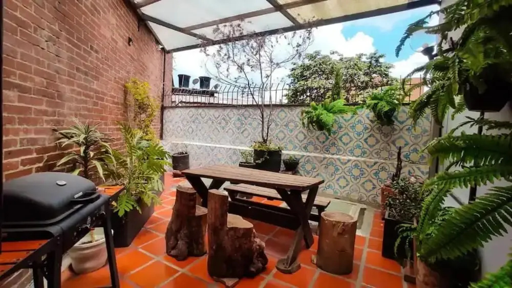 Apartamentos El Árbol
