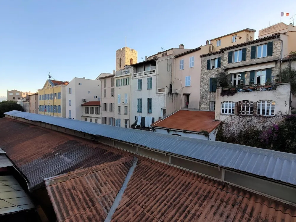 Apartment in the Center of Antibes